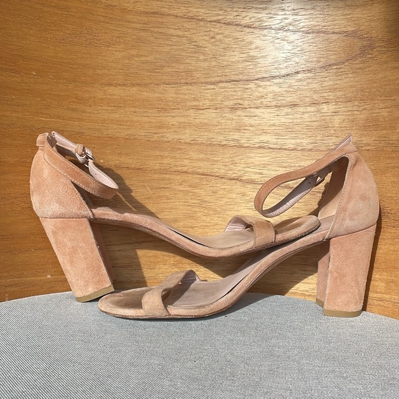Stuart Weitzman Nearly Nude Dolce Suede Heels - Picture 8 of 11